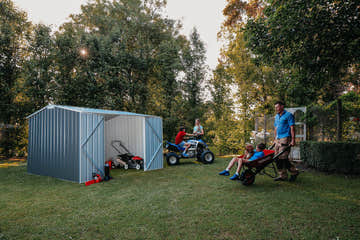 Garden shed turned to creative shed.