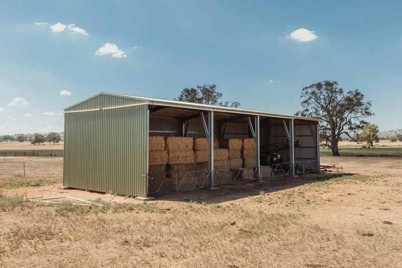 Hay Shed with Bays for Machinery Access and Hassle-Free Loading