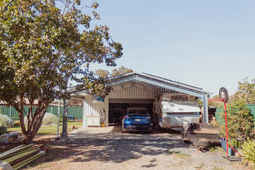 Big Single Garage Shed with Lean-To and Gable Roof